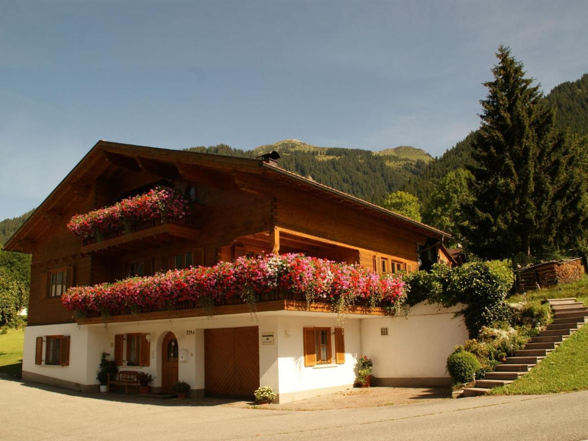 Apartment In Sankt Gallenkirch With Terrace Buitenkant foto